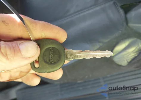 2002 Chevrolet Avalanche 1500 z USA, uszkodzony, nr VIN 3GNEK13T72G117446